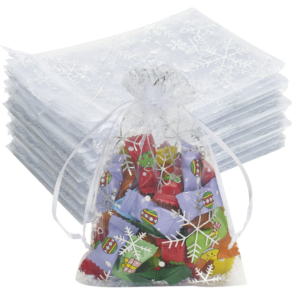 joycraft 50Pcs Christmas Drawstring Gift Bags, 4 x 6 Inches Christmas Organza Bags, White Snowflake Party Favor Bag, Xmas Mesh Jewelry Pouch for Party, Candy, Goodie, Treat Bags